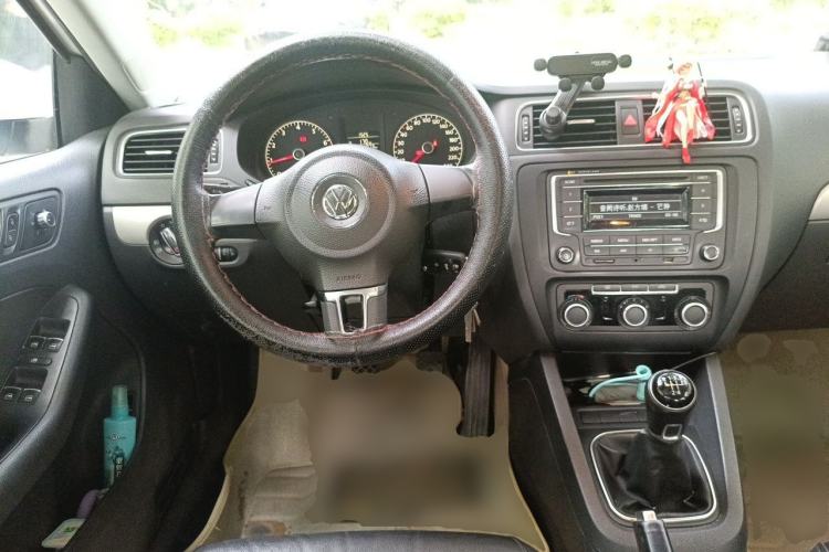 Used Volkswagen Sagitar 2014 Revised Version 1.6L Manual Comfort Edition Steering Wheel