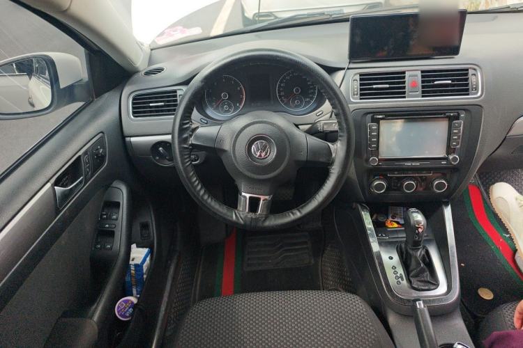 Used Volkswagen Sagitar 2014 Revised Version 1.4TSI Automatic Fashion Edition Steering Wheel