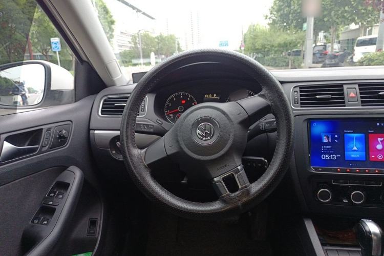 Used Volkswagen Sagitar 2014 Revised Version 1.4TSI Automatic Fashion Edition Steering Wheel