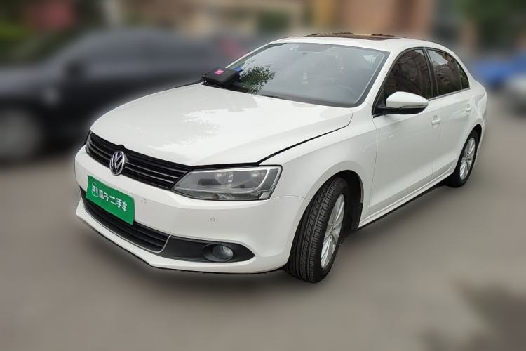 Used Volkswagen Sagitar 2014 1.4TSI Automatic Luxury Model Guazi used car, China used car export, Used car for sale, Used  cars, Cheapest cars for sale