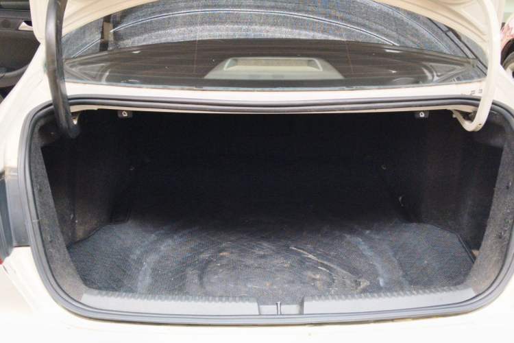 Used Volkswagen Sagitar 2014 1.4TSI Manual Luxury Model Trunk