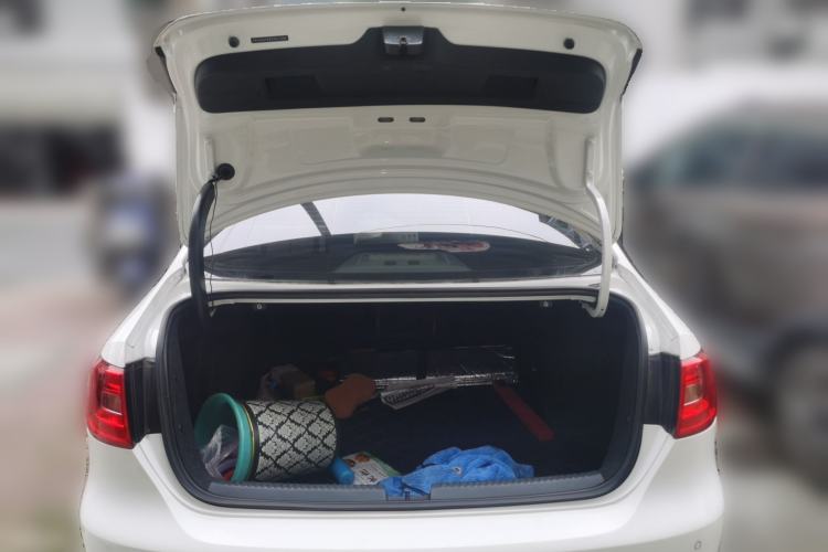 Used Volkswagen Sagitar 2014 1.6L Automatic Comfort Model Trunk