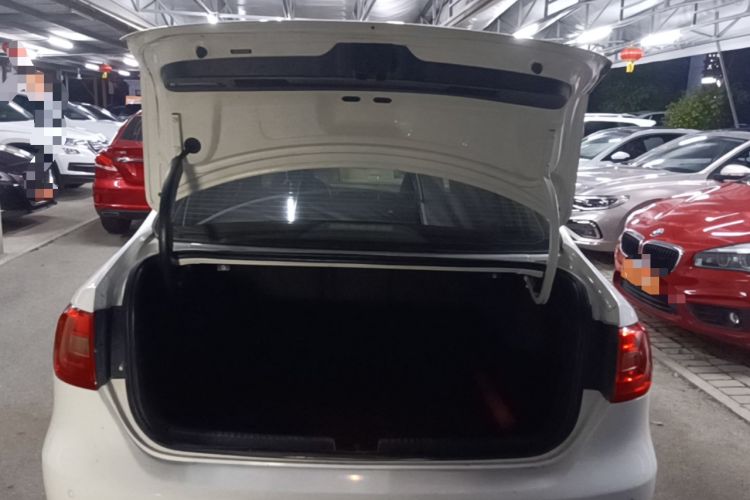 Used Volkswagen Sagitar 2014 Revised Version 1.6L Manual Comfort Edition Trunk
