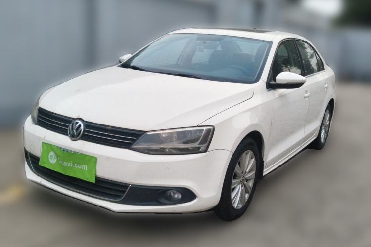 Used Volkswagen Sagitar 2014 1.4TSI Automatic Luxury Model Guazi used car, China used car export, Used car for sale, Used  cars, Cheapest cars for sale