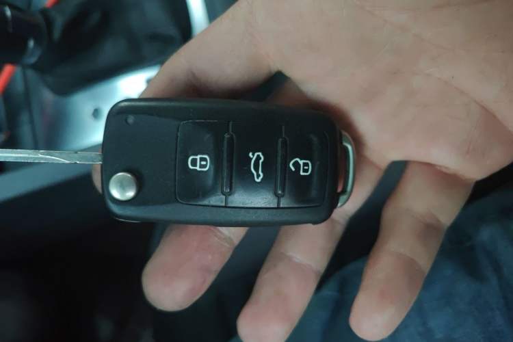 Used Volkswagen Sagitar 2014 Revised Version 1.6L Automatic Leading Edition Vehicle Key