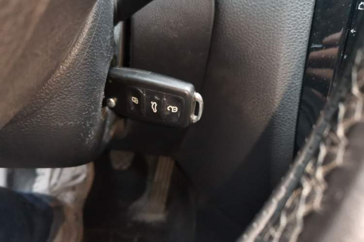 Used Volkswagen Sagitar 2014 Revised Version 1.6L Manual Leading Edition Vehicle Key