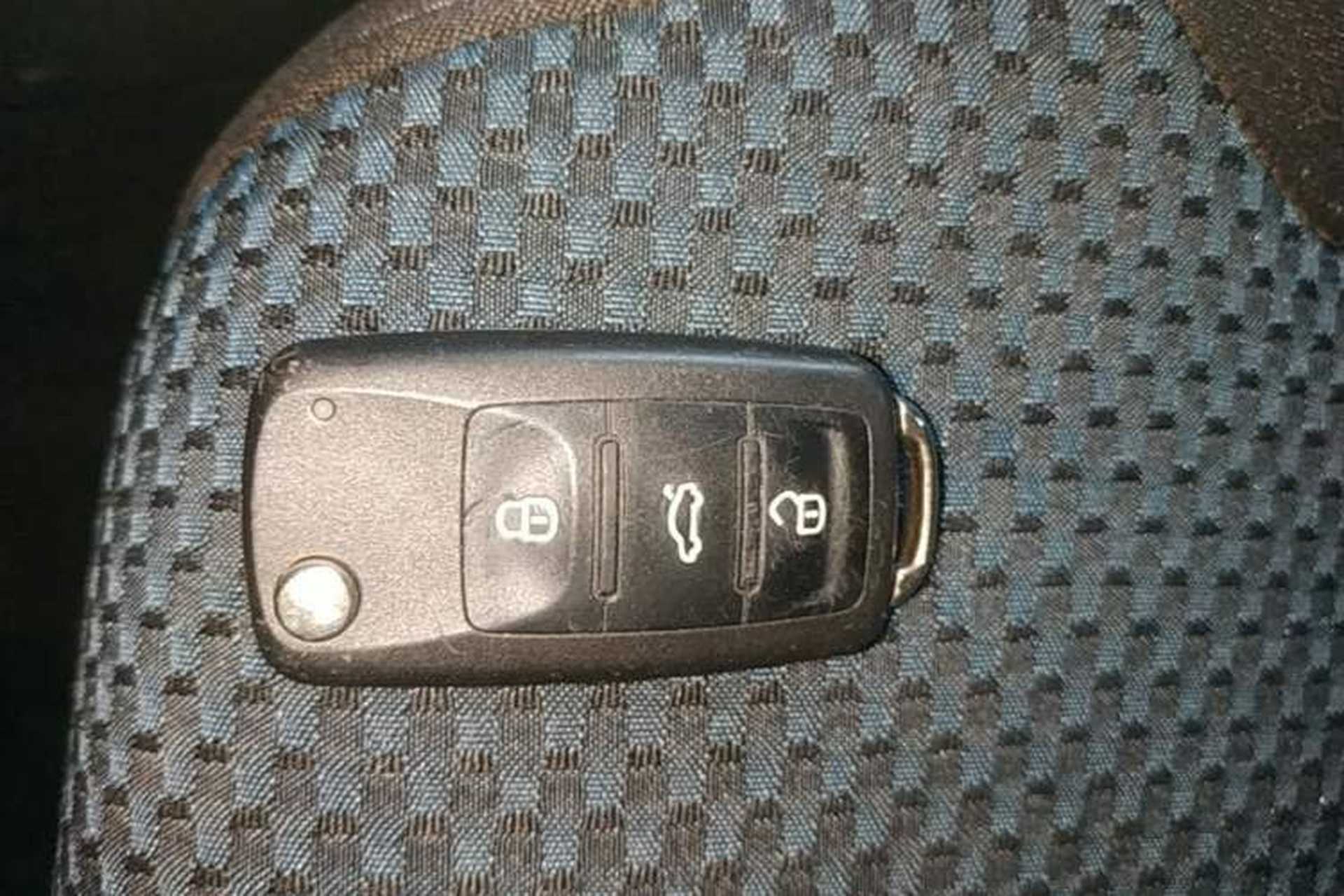 Used Volkswagen Sagitar 2014 Revised 1.4TSI BlueMotion Edition Vehicle Key