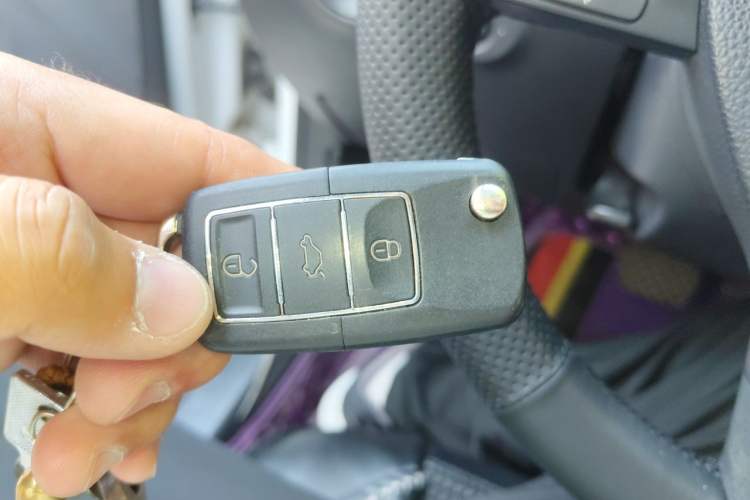 Used Volkswagen Sagitar 2014 1.4TSI Automatic Luxury Model Vehicle Key