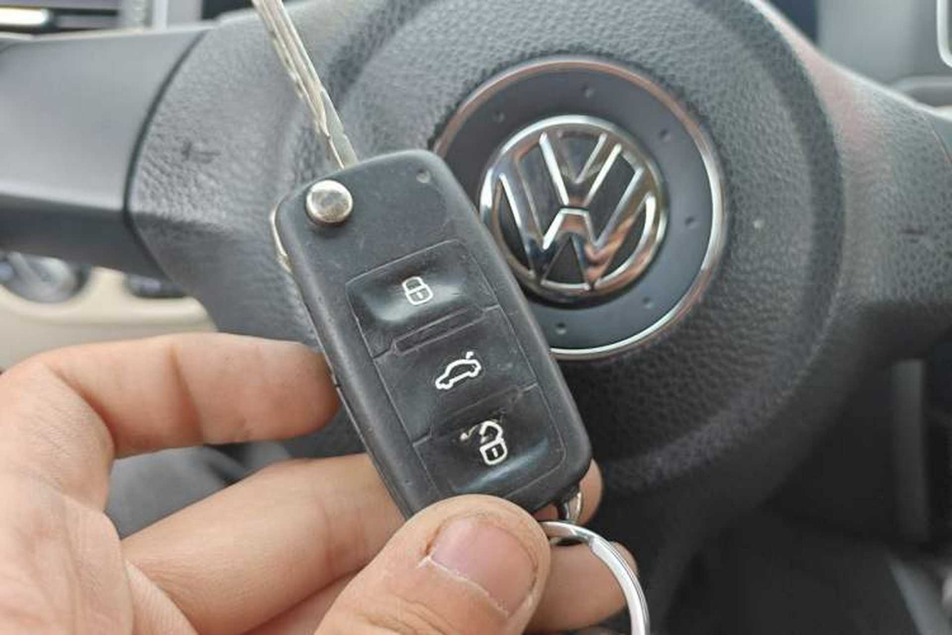 Used Volkswagen Sagitar 2014 1.6L Manual Comfort Model Vehicle Key