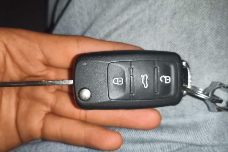 Used Volkswagen Sagitar 2014 1.6L Automatic Comfort Model Vehicle Key