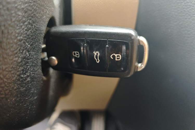Used Volkswagen Sagitar 2014 1.4TSI Automatic Luxury Model Vehicle Key