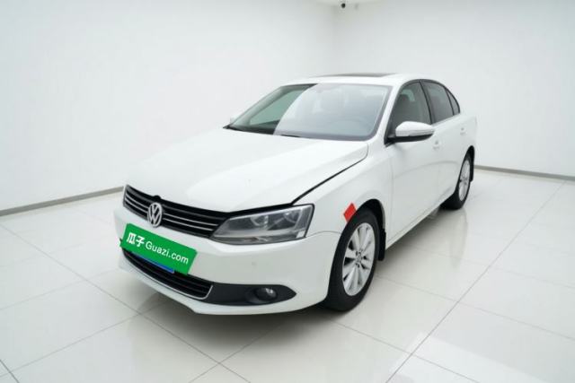 Ojetý Volkswagen Sagitar 2014 Revised Version 1.4TSI Automatic Luxury Edition