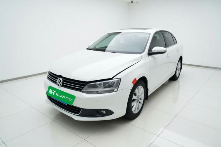 Used Volkswagen Sagitar 2014 Revised Version 1.4TSI Automatic Luxury Edition Guazi used car, China used car export, Used car for sale, Used  cars, Cheapest cars for sale