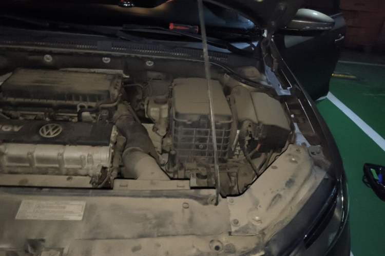 Used Volkswagen Sagitar 2014 Revised Version 1.6L Automatic Comfort Edition Engine Bay Left