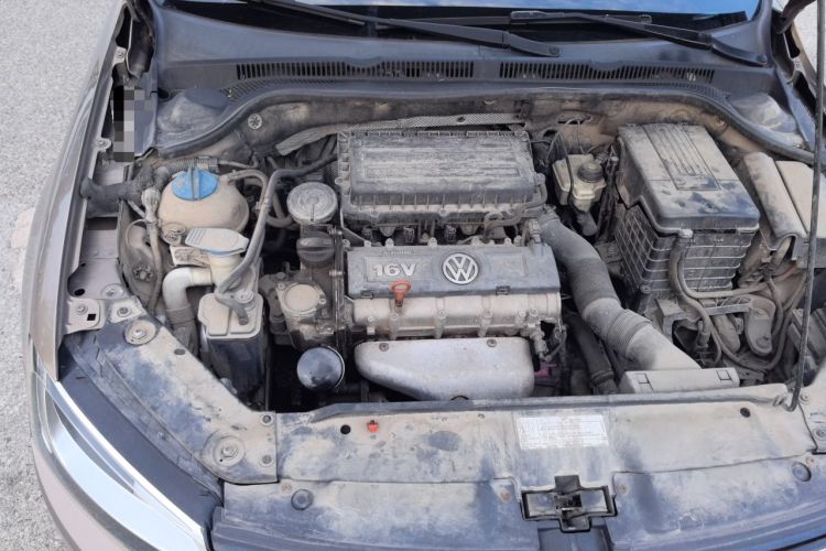 Used Volkswagen Sagitar 2014 Revised Version 1.6L Automatic Comfort Edition Engine Bay Right