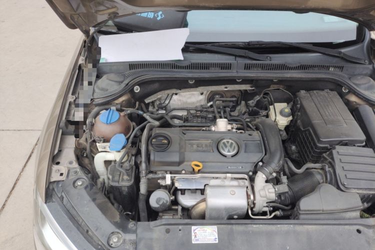 Used Volkswagen Sagitar 2014 Revised Version 1.4TSI Automatic Luxury Edition Engine Bay Right