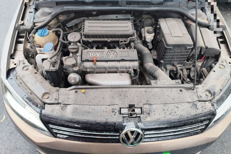 Used Volkswagen Sagitar 2014 Revised Version 1.6L Automatic Comfort Edition Engine Bay