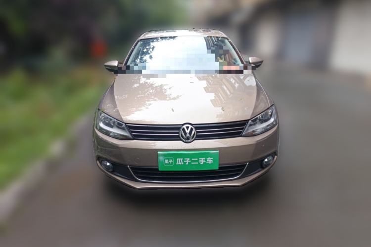 Used Volkswagen Sagitar 2014 1.6L Manual Comfort Model Front