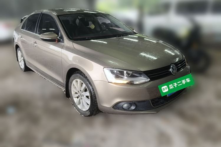 Used Volkswagen Sagitar 2014 Revised Version 1.4TSI Manual Luxury Edition Front Right 45 Deg