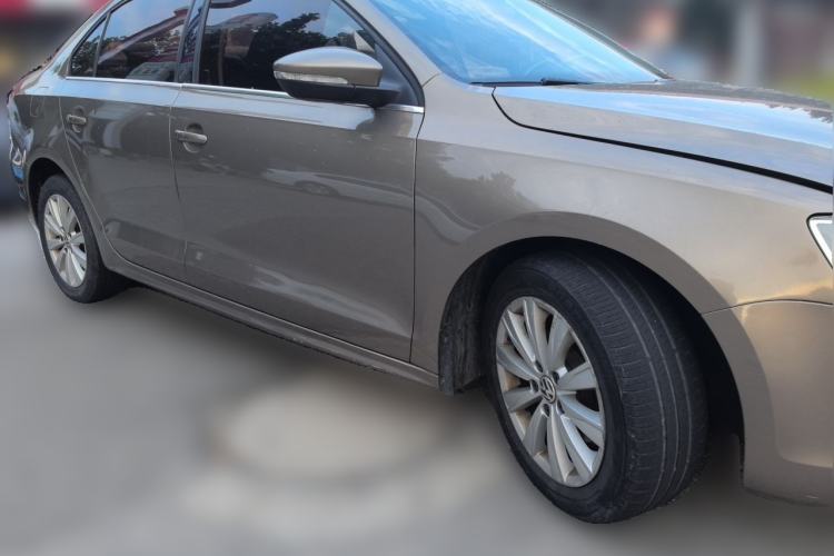 Used Volkswagen Sagitar 2014 Revised Version 1.6L Automatic Comfort Edition Front Right 45 Deg