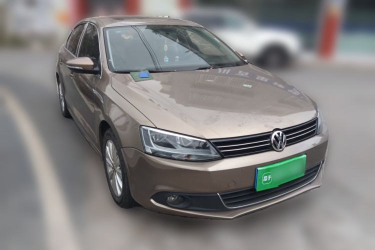 Used Volkswagen Sagitar 2014 Revised Version 1.4TSI Automatic Fashion Edition Front Right 45 Deg