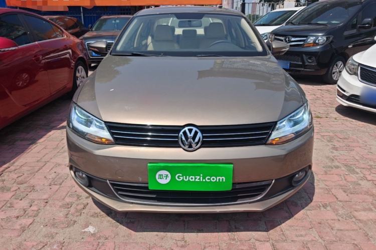 Used Volkswagen Sagitar 2014 Revised Version 1.6L Automatic Comfort Edition Front