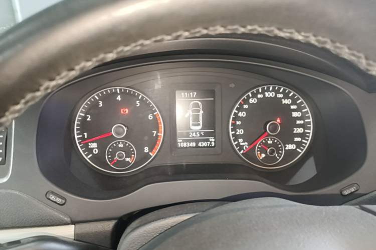 Used Volkswagen Sagitar 2014 Revised Version 1.4TSI Manual Luxury Edition Instrument Cluster