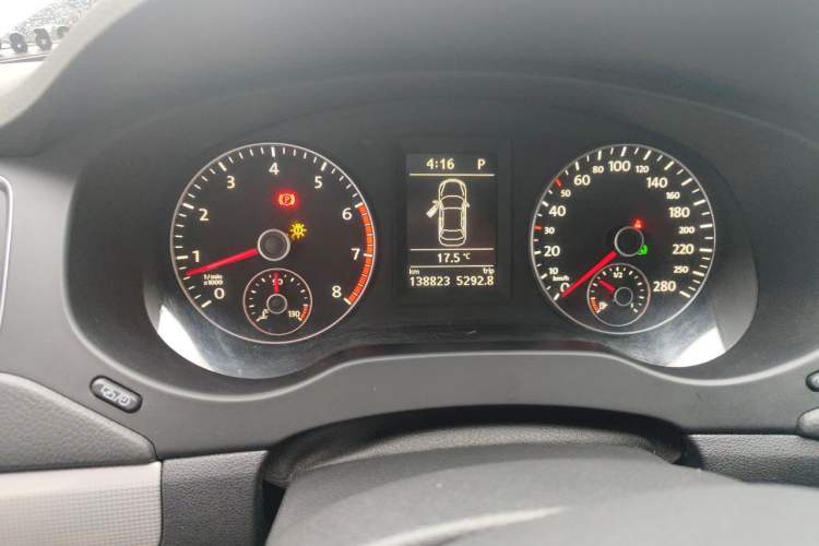 Used Volkswagen Sagitar 2014 Revised Version 1.4TSI Automatic Luxury Edition Instrument Cluster