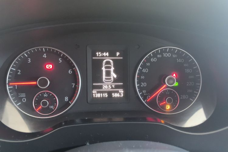 Used Volkswagen Sagitar 2014 Revised Version 1.4TSI Automatic Luxury Edition Instrument Cluster