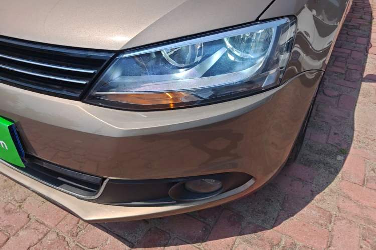Used Volkswagen Sagitar 2014 Revised Version 1.6L Automatic Comfort Edition Left Front Headlight