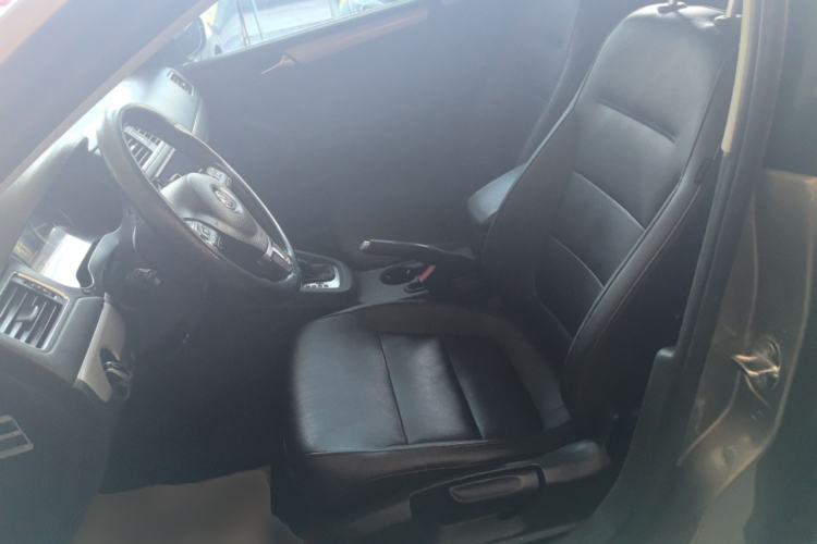 Used Volkswagen Sagitar 2014 Revised Version 1.4TSI Automatic Luxury Edition Left Front Seat
