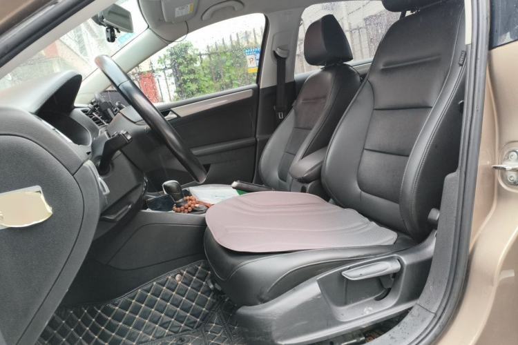 Used Volkswagen Sagitar 2014 Revised Version 1.6L Automatic Comfort Edition Left Front Seat