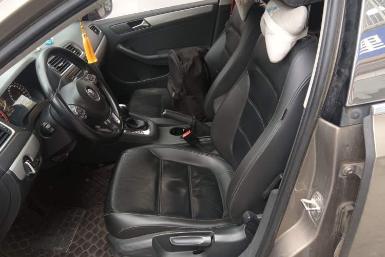 Used Volkswagen Sagitar 2014 Revised Version 1.4TSI Automatic Fashion Edition Left Front Seat