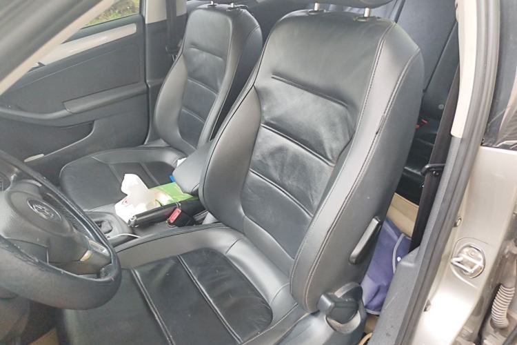Used Volkswagen Sagitar 2014 1.6L Automatic Comfort Model Left Front Seat