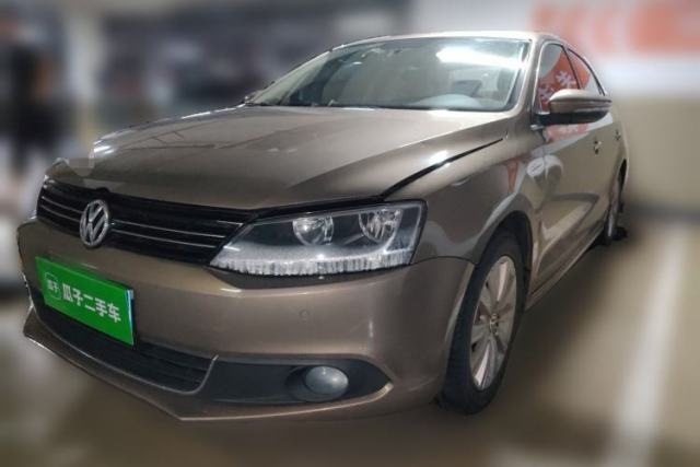 Volkswagen Sagitar 2014 1.4TSI Automatic Luxury Model d’occasion