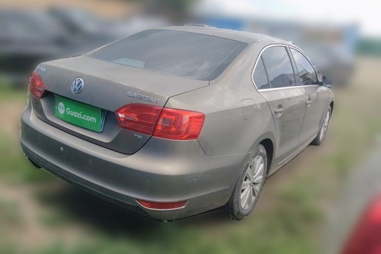 Used Volkswagen Sagitar 2014 1.4TSI Automatic Luxury Model Rear Right 45 Deg