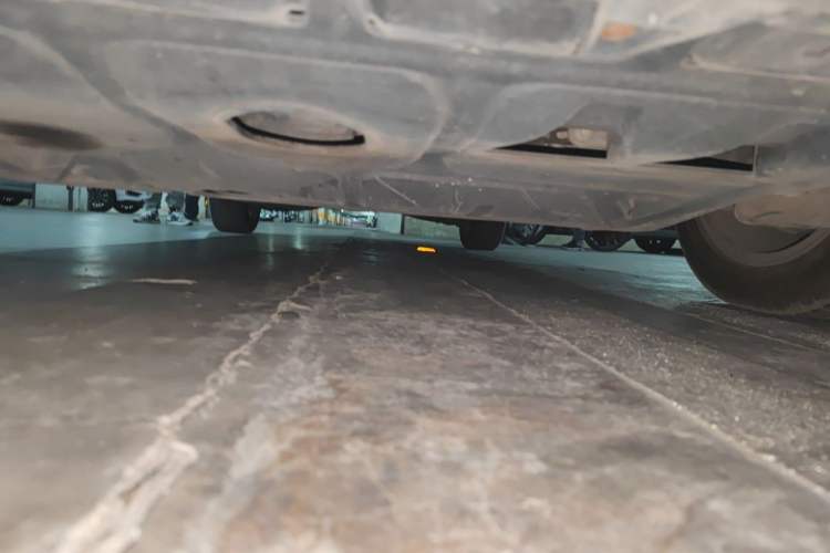 Used Volkswagen Sagitar 2015 230TSI Automatic Comfort Version Chassis Front