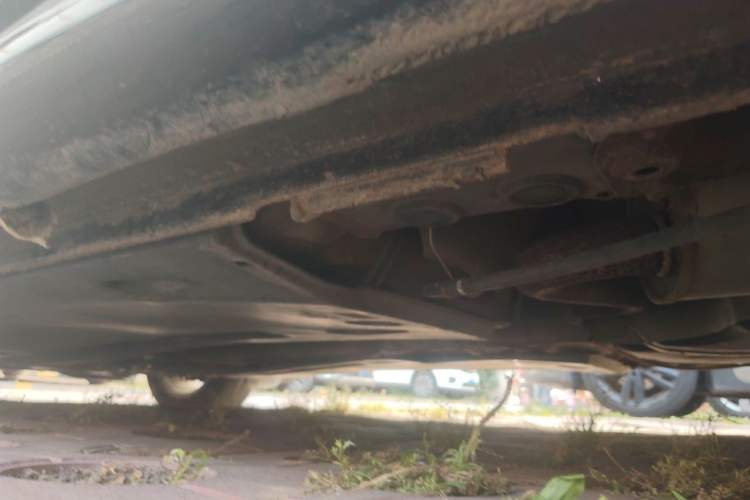 Used Volkswagen Sagitar 2015 1.6L Manual Comfort Model Chassis Rear Left