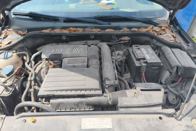 Used Volkswagen Sagitar 2015 230TSI Automatic Comfort Version Engine Bay