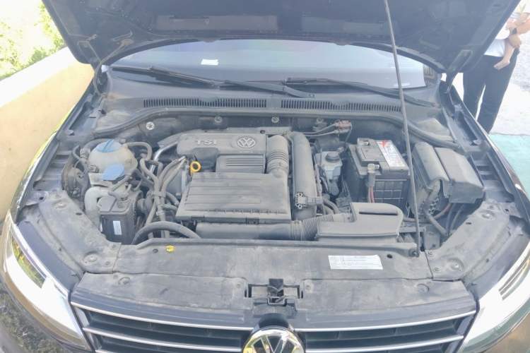 Used Volkswagen Sagitar 2015 230TSI Manual Comfort Version Engine Bay