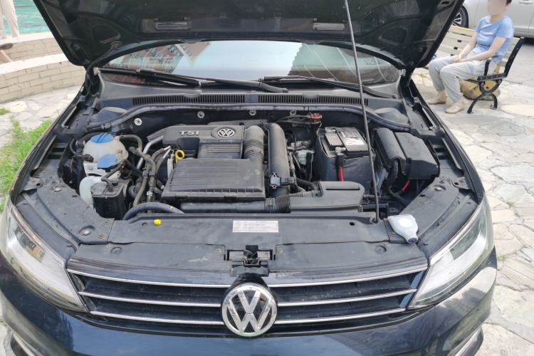 Used Volkswagen Sagitar 2015 230TSI Automatic Comfort Version Engine Bay