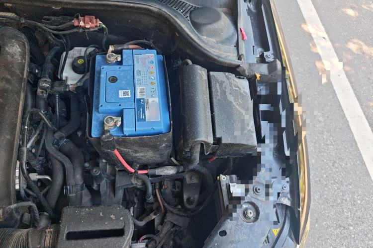 Used Volkswagen Sagitar 2015 230TSI Automatic Comfort Version Engine Bay Left