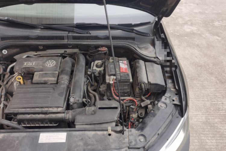 Used Volkswagen Sagitar 2015 230TSI Automatic Comfort Version Engine Bay Left