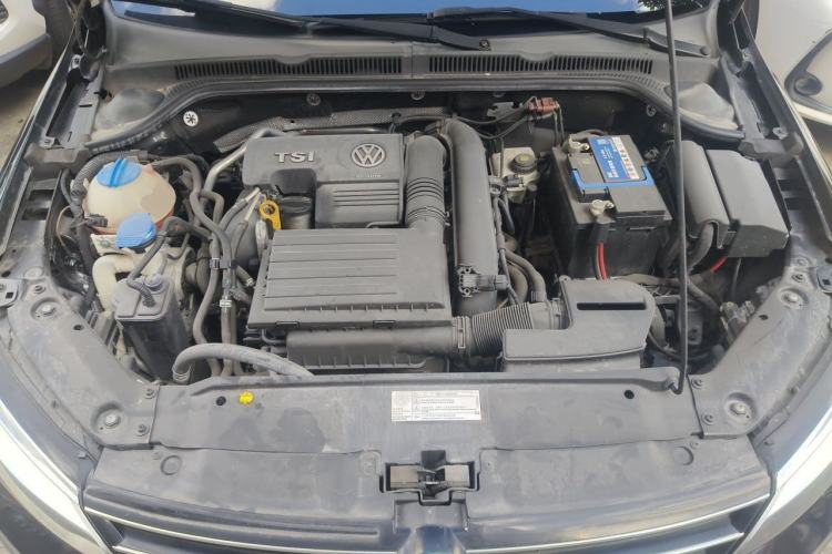 Used Volkswagen Sagitar 2015 230TSI Automatic Comfort Version Engine Bay