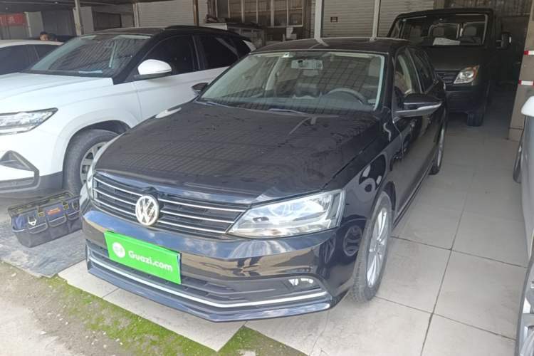 Used Volkswagen Sagitar 2015 1.6L Manual Comfort Model Guazi used car, China used car export, Used car for sale, Used  cars, Cheapest cars for sale