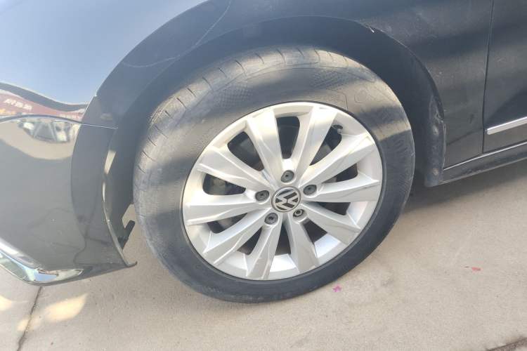 Used Volkswagen Sagitar 2015 230TSI Automatic Comfort Version Exterior 4