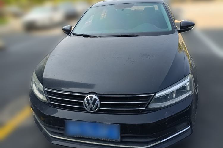 Used Volkswagen Sagitar 2015 1.6L Automatic Comfort Model Front