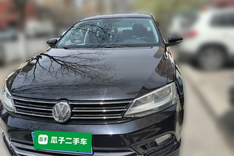 Used Volkswagen Sagitar 2015 230TSI Automatic Comfort Version Front