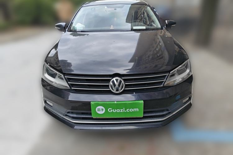 Used Volkswagen Sagitar 2015 230TSI Automatic Comfort Version Front