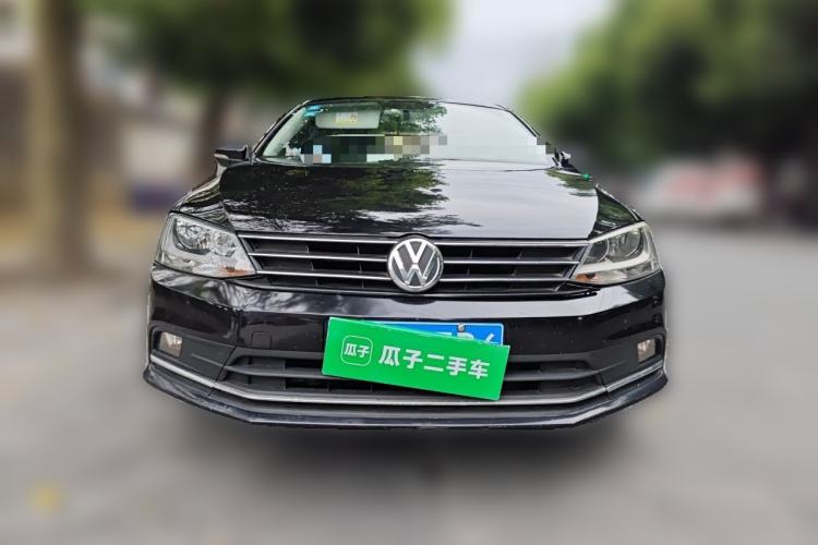 Used Volkswagen Sagitar 2015 230TSI Automatic Comfort Version Front